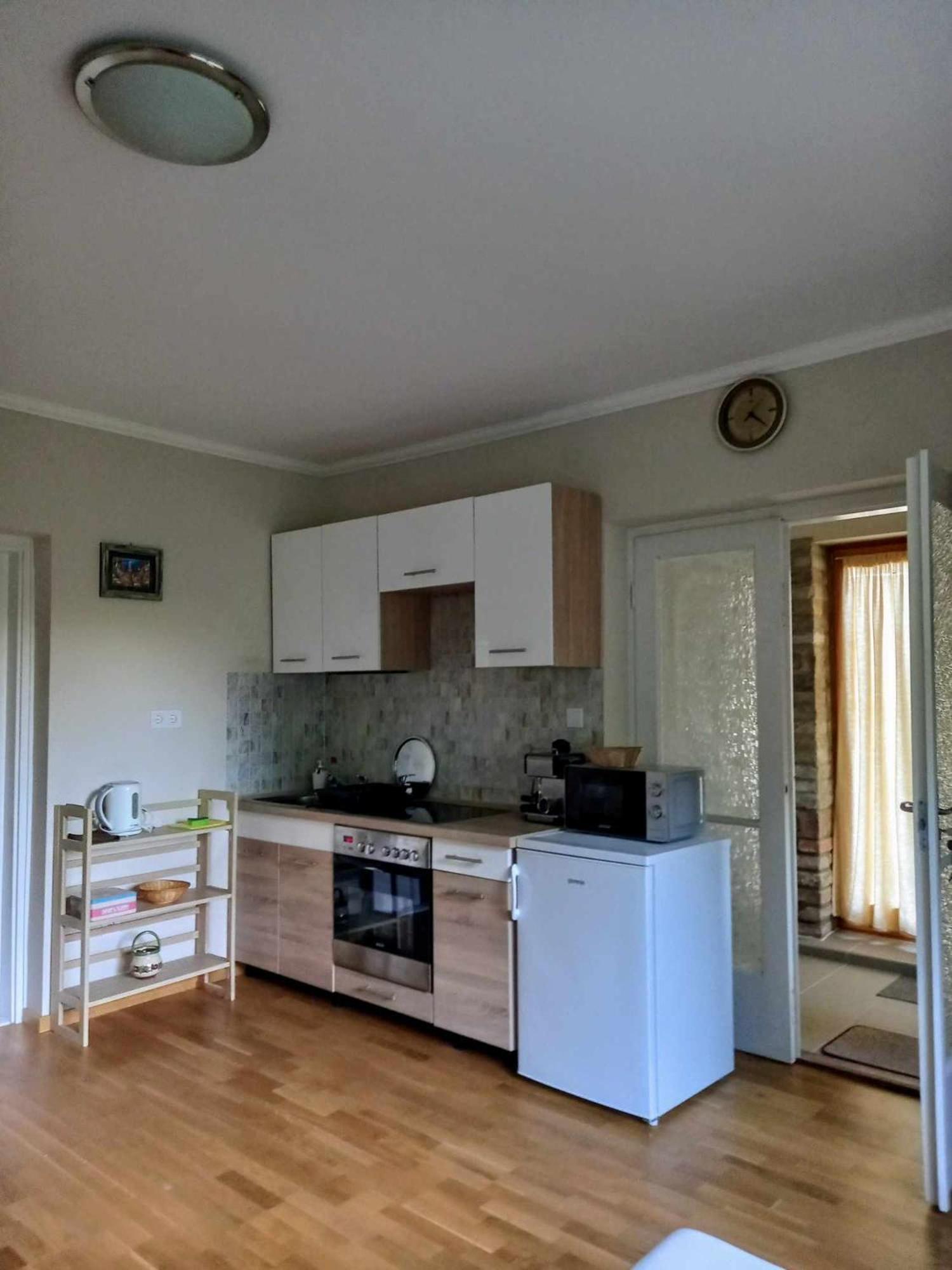 Apartamento Bike&Night Baracska Exterior foto